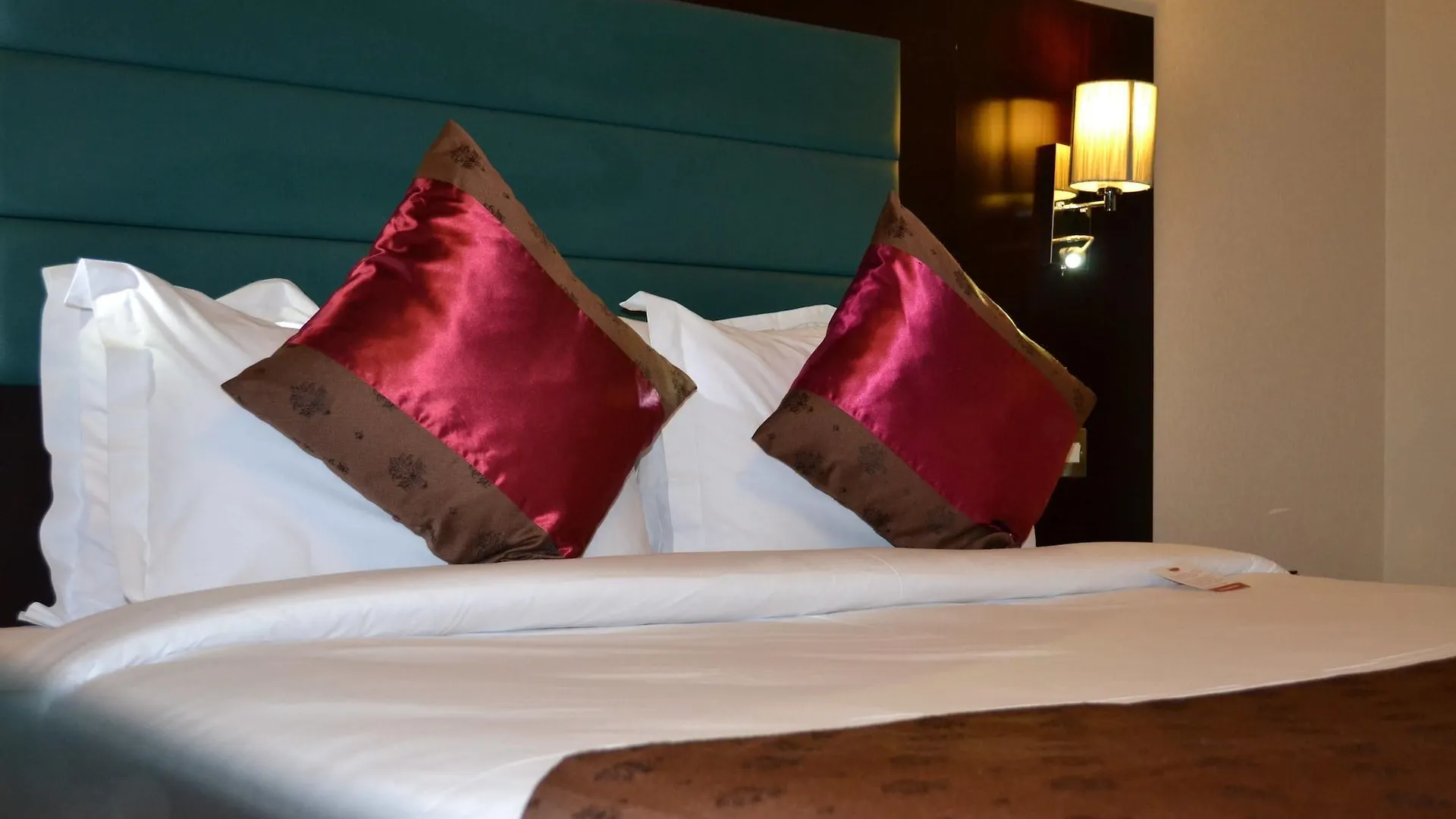 Strand Hotel Abu Dhabi