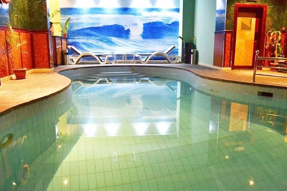 Strand Hotel Абу-Даби