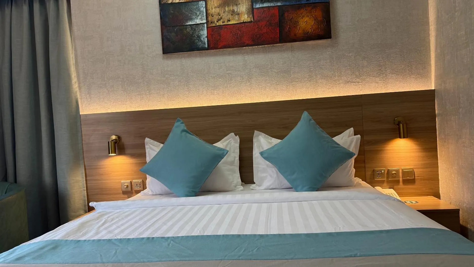 Strand Hotel Abu Dhabi 3*,  United Arab Emirates