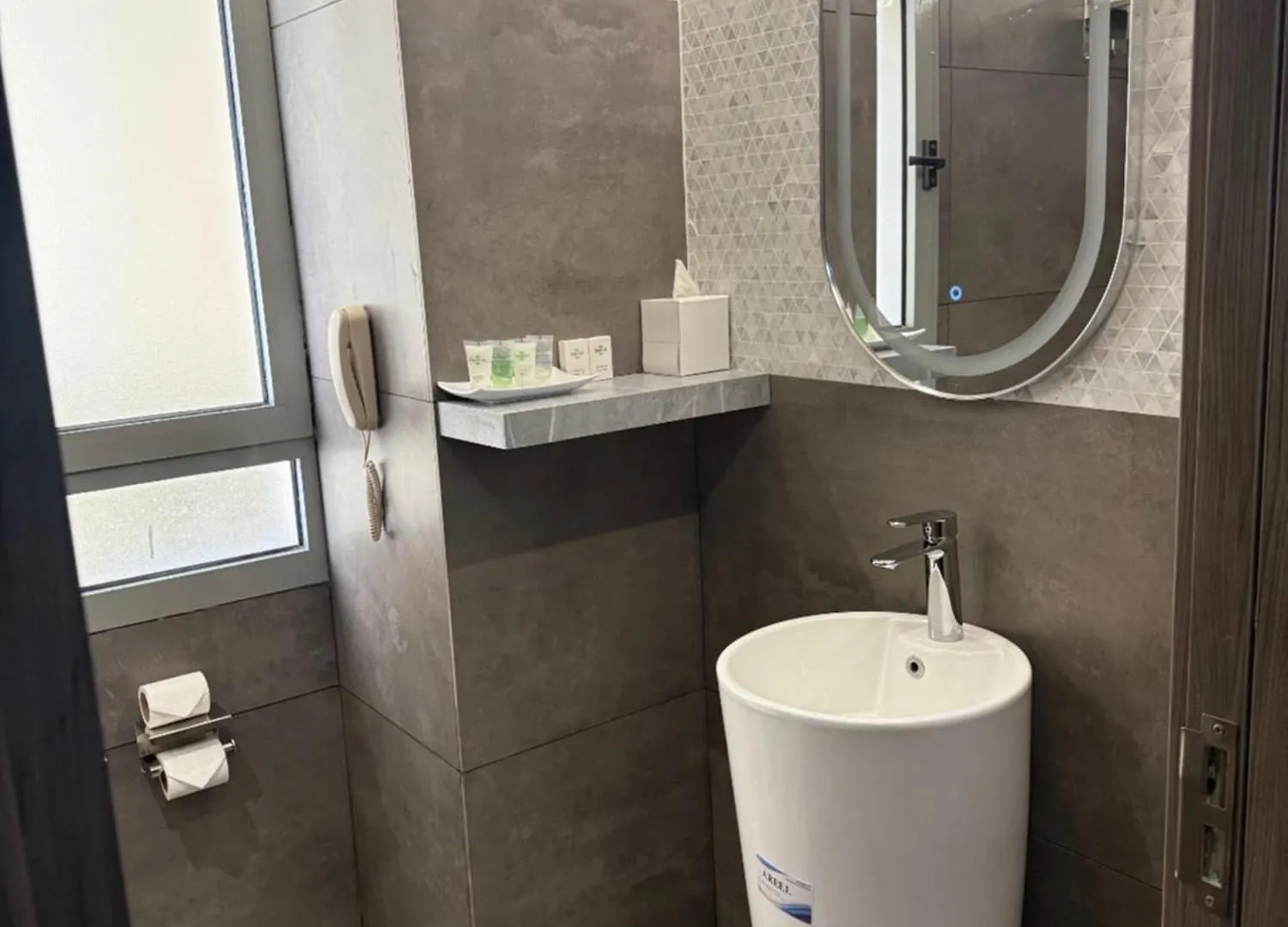 Strand Hotel Абу-Даби 3*,  ОАЭ
