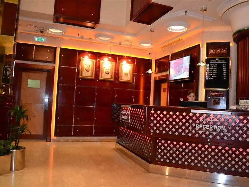 Strand Hotel Абу-Даби 3*,